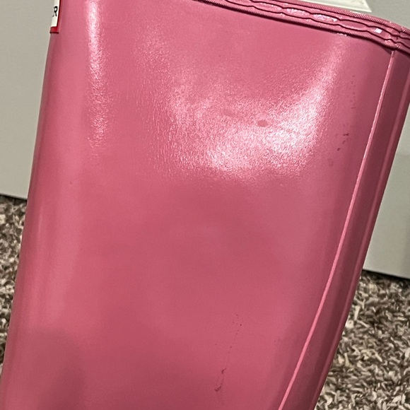 Hunter Women's Gloss Pink Rain Boots - Picture 9 of 9